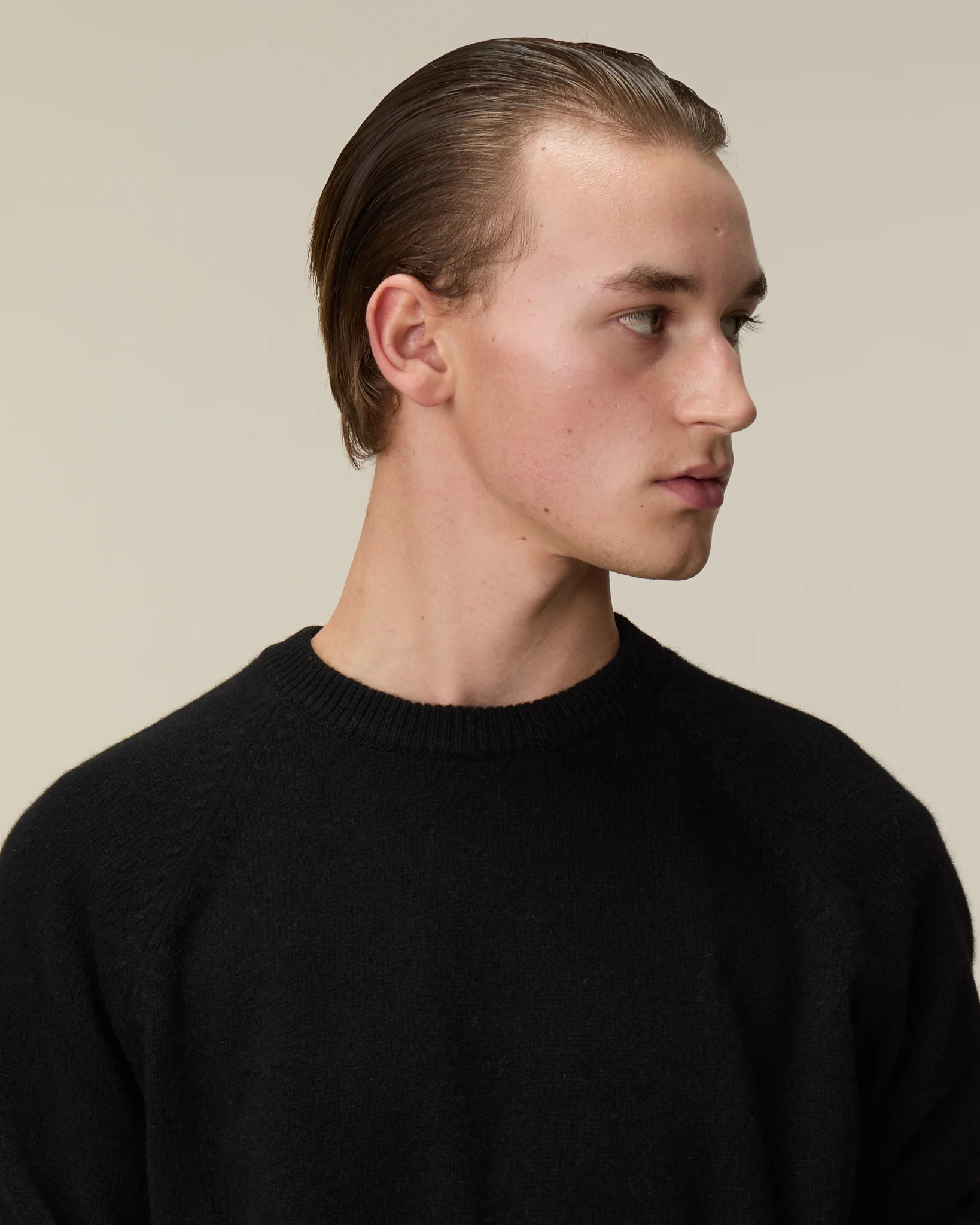 Men's cashmere crewneck sweater in Black - Image 3