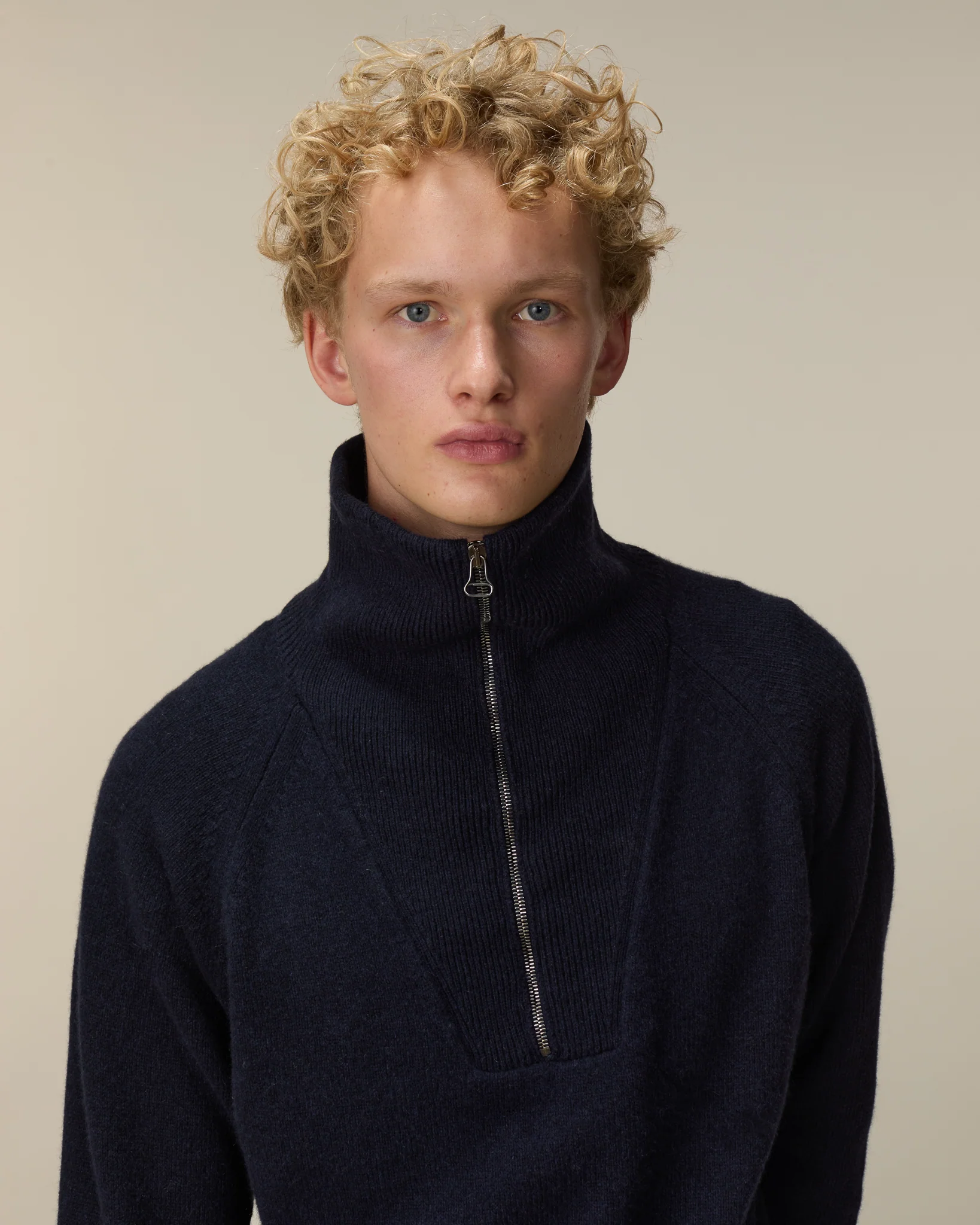 Men's dark navy cashmere zip collar - Image 3