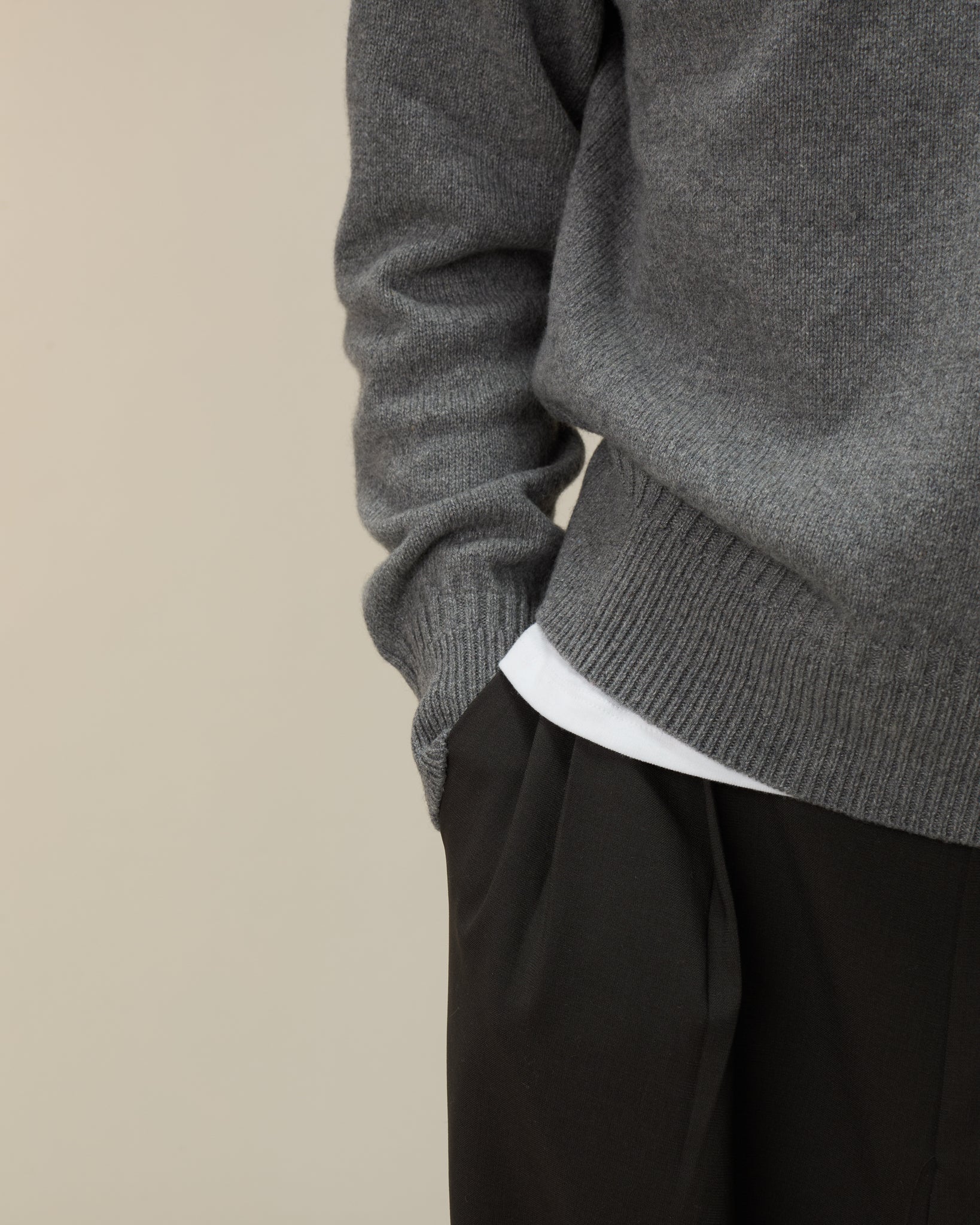 Men's Gray Cashmere polo - Image 4