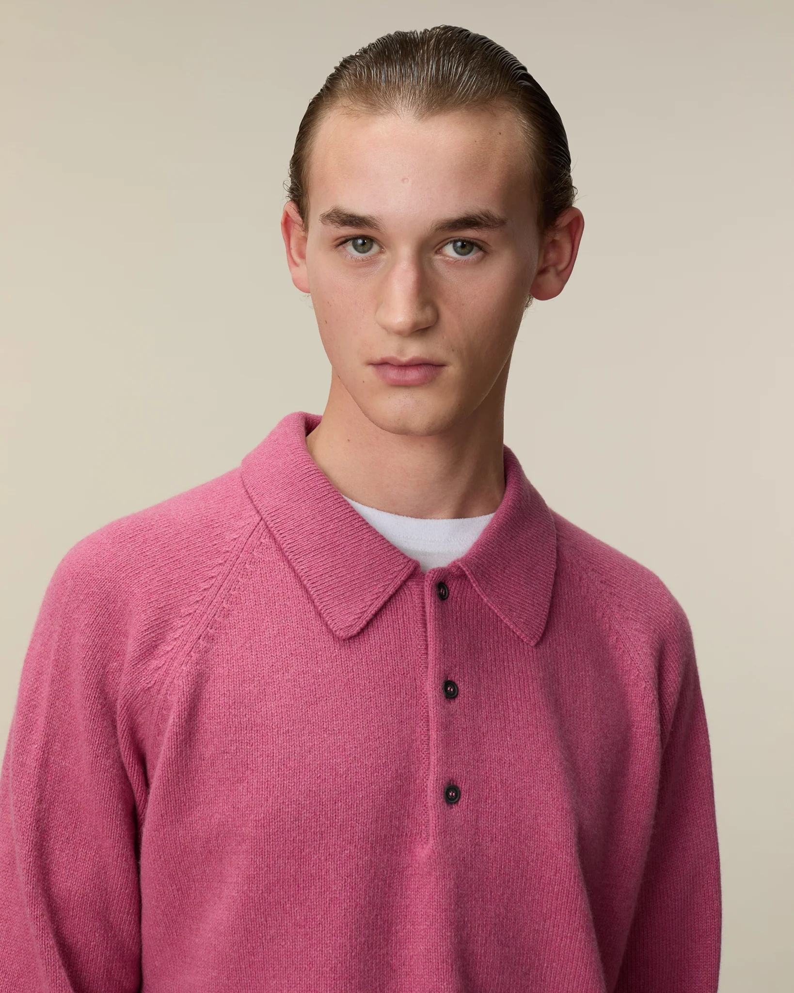 Men's Indian Pink cashmere polo - Image 3