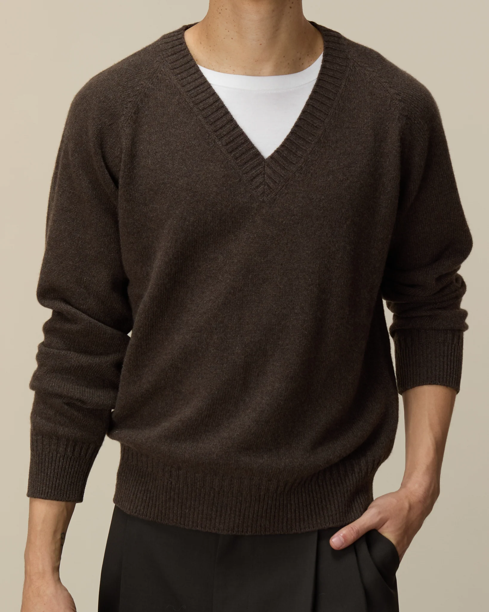Men's Marmotta V-Neck Cashmere Sweater - Image 3