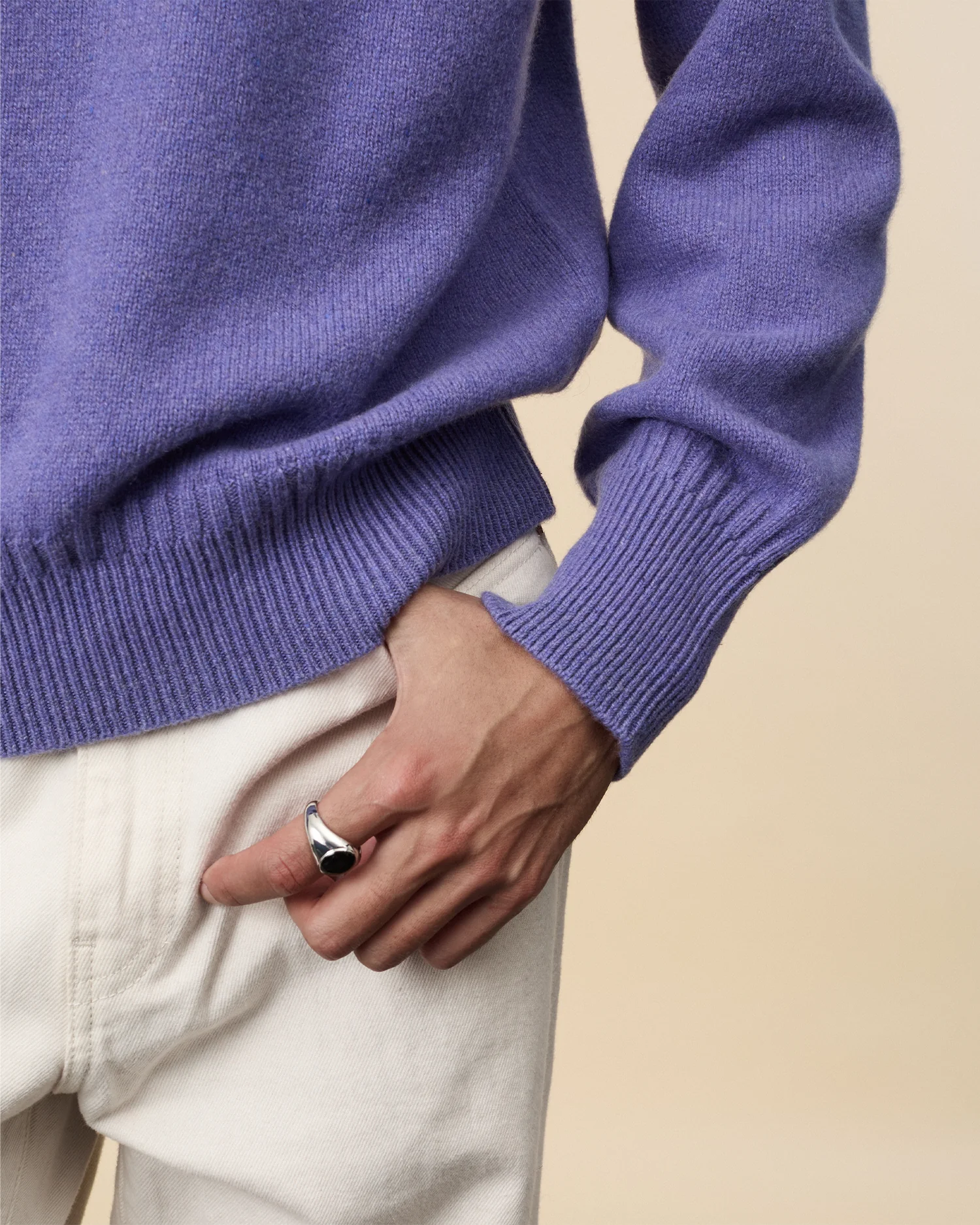 Men's Cashmere crewneck in Purple - Image 3