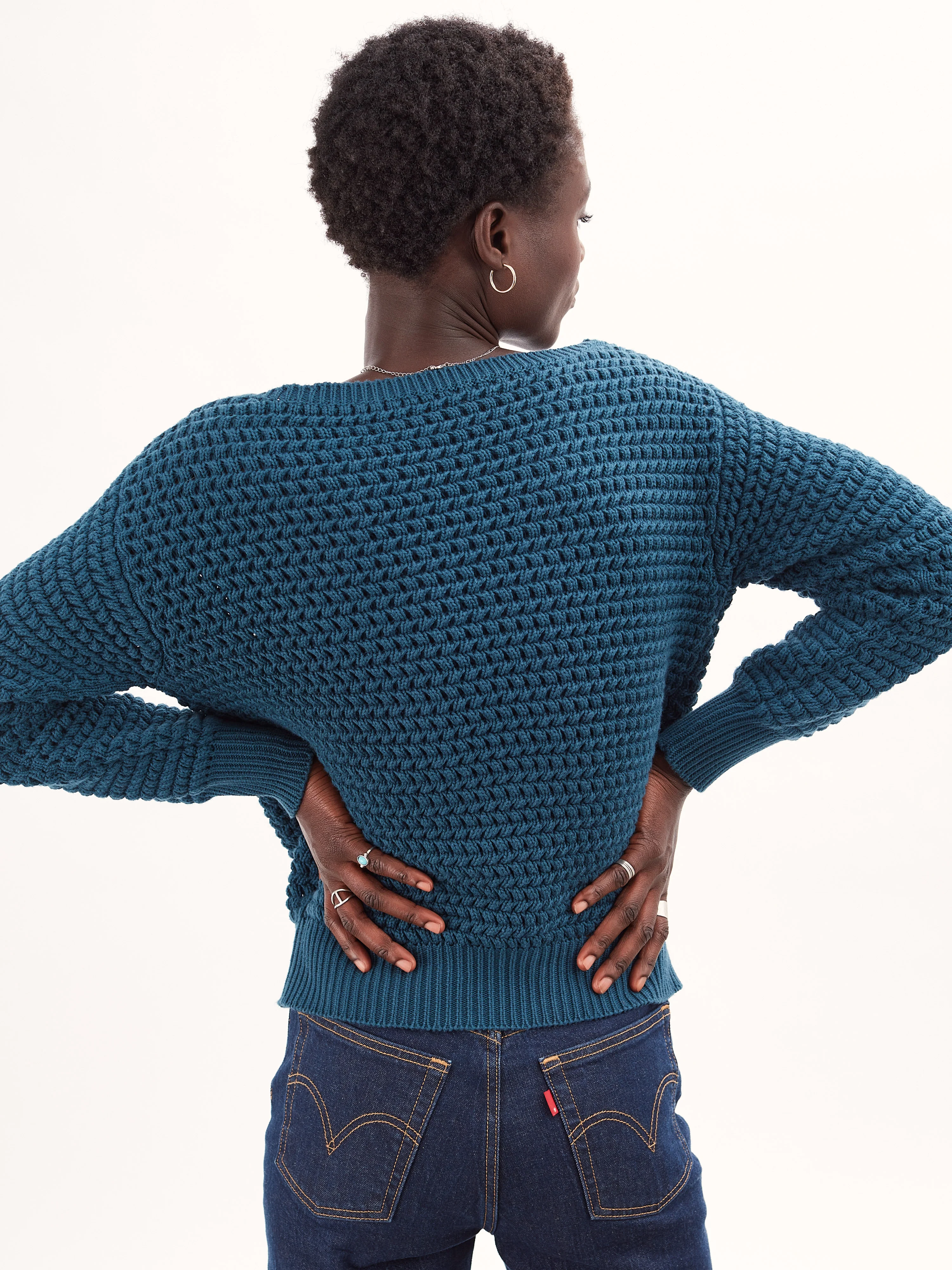 Women's Blue Organic cotton boat-neck sweater - Image 4