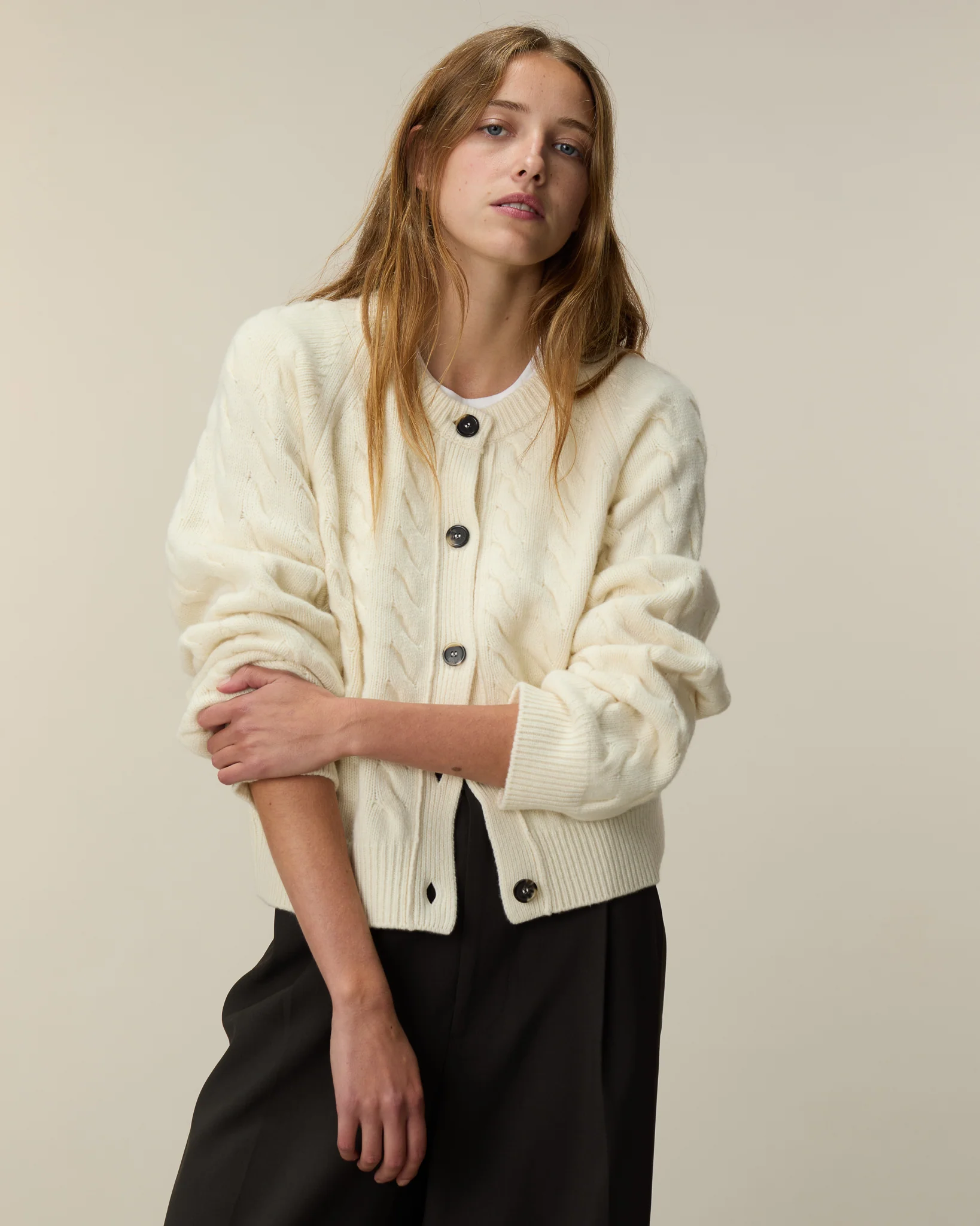 Women's White Cable Knit Cardigan - Image 3