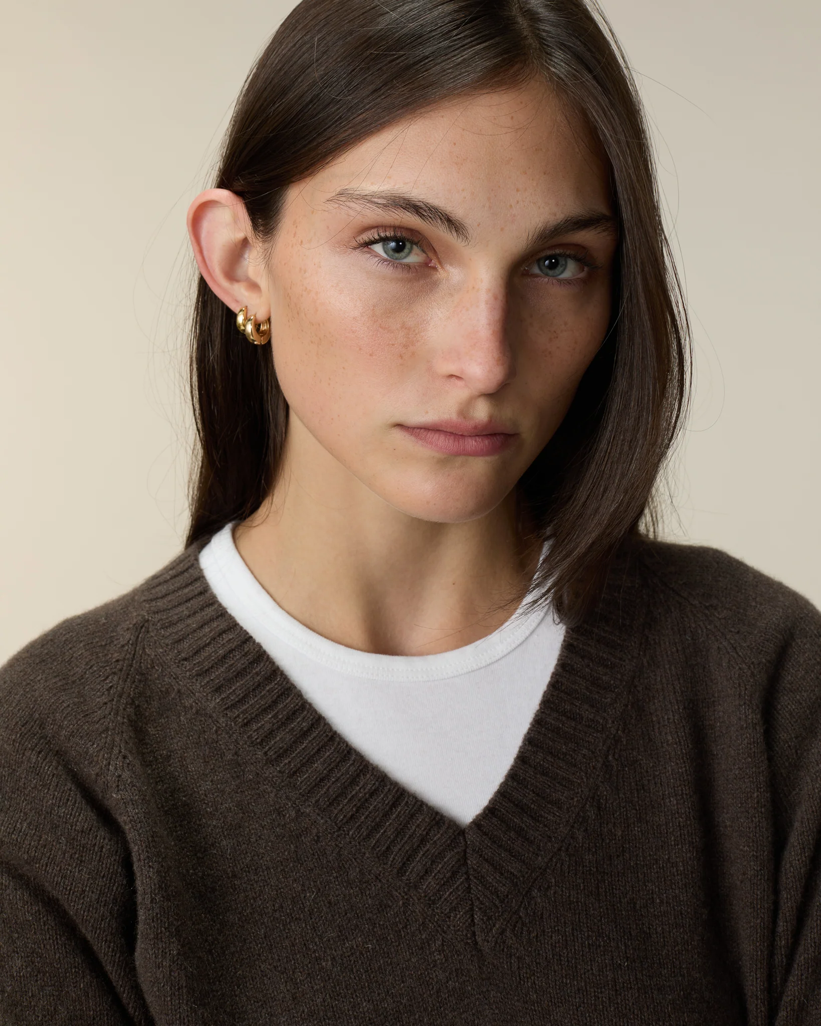 Women's Marmotta V-Neck Sweater in Cashmere - Image 4
