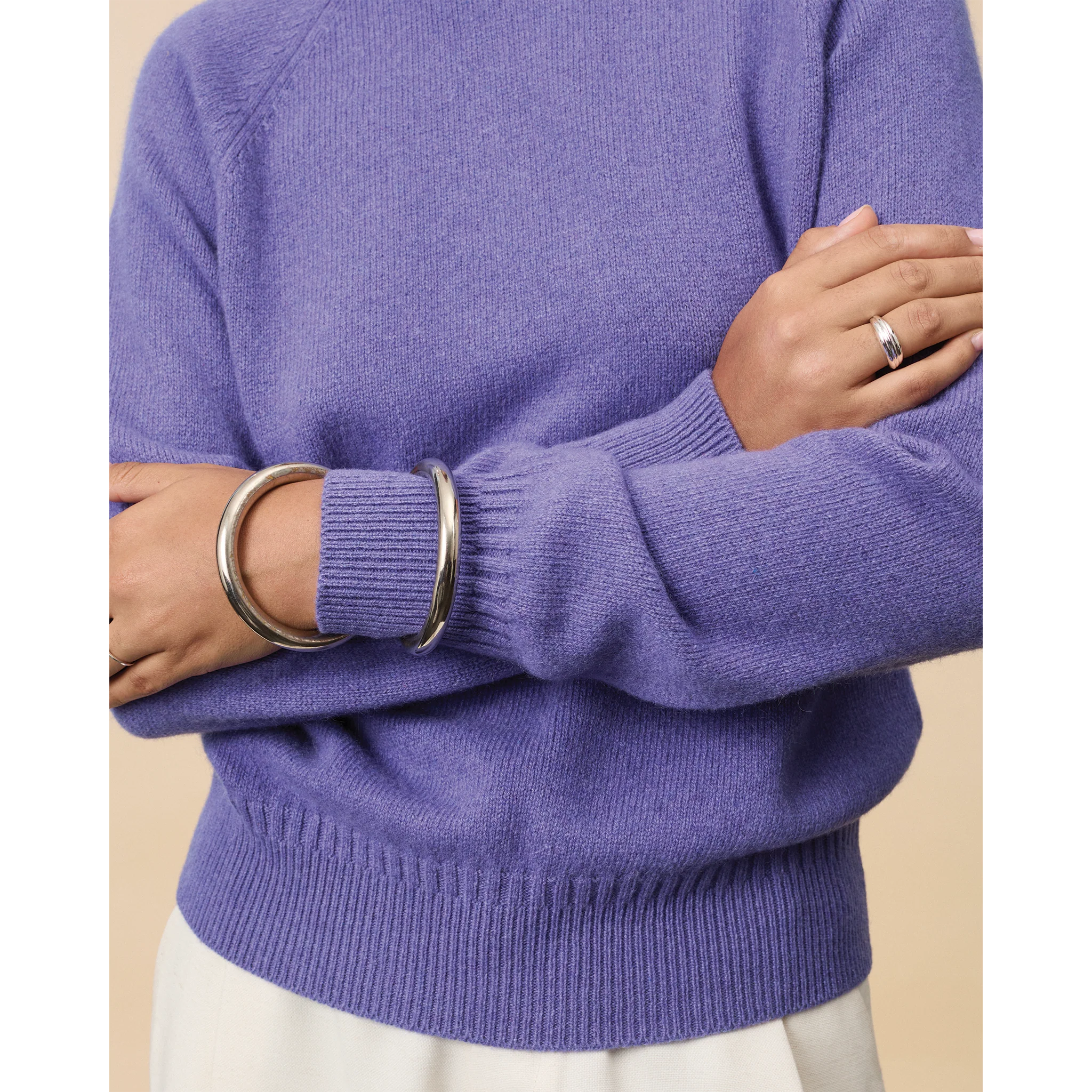 Women's Crewneck cashmere sweater in Purple - Image 3