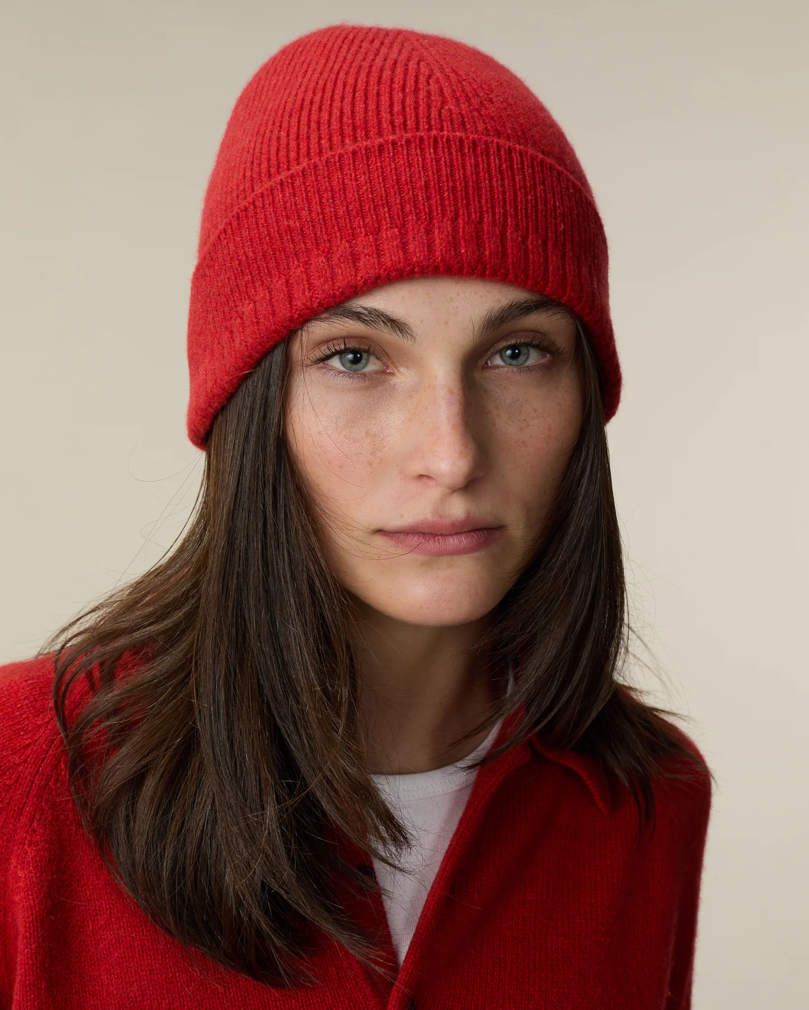 Women's Red Cashmere hat - Image 3