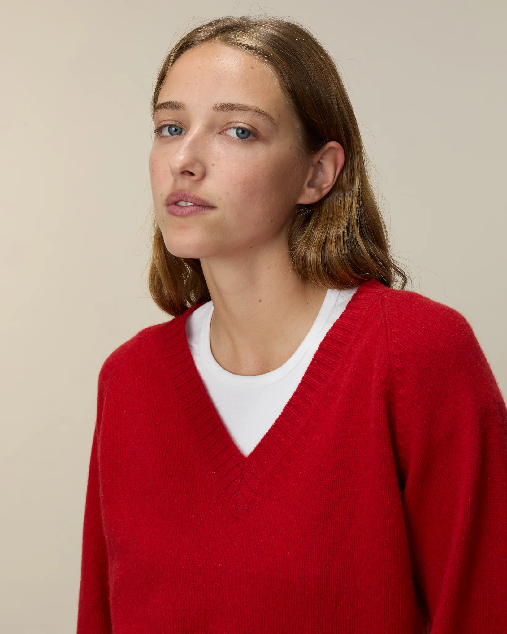 Women's cashmere V-neck - Image 3